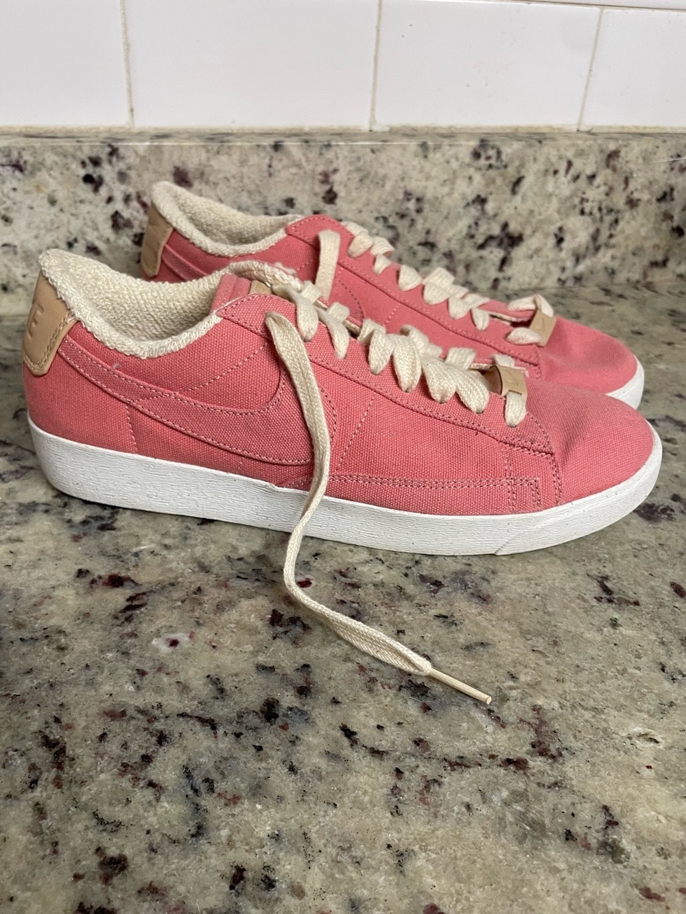 Nike Blazer Low LX red stardust Canvas Low-Top Sneakers shoes pink Natural dye